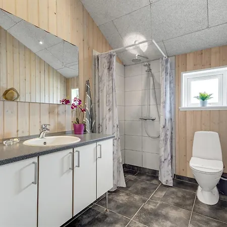 Janita - 800m From The Sea By Interhome Vejers Strand