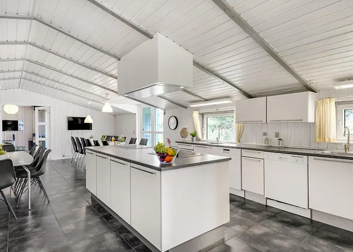 Janita - 800m From The Sea By Interhome Vejers Strand