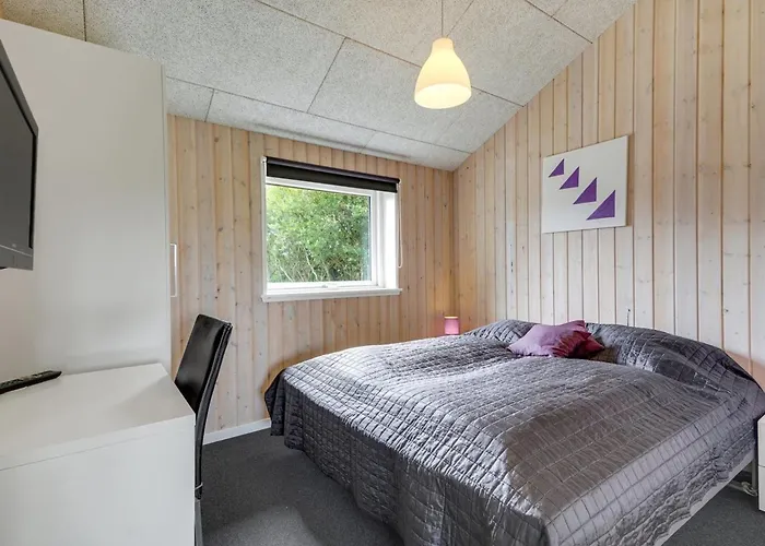 Holiday home Janita - 800m From The Sea By Interhome