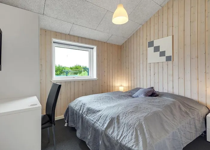 Holiday home Janita - 800m From The Sea By Interhome