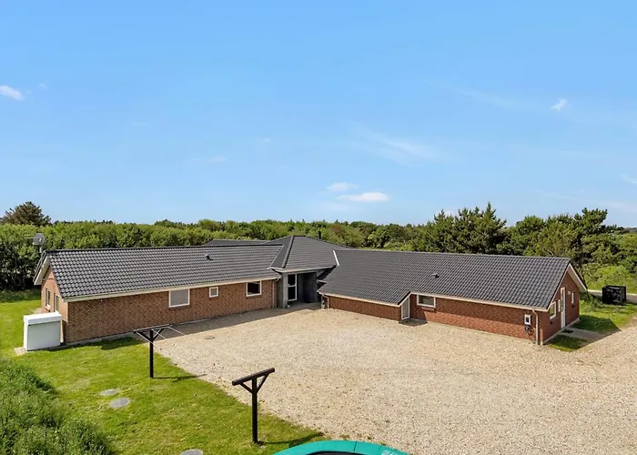 Holiday home Janita - 800m From The Sea By Interhome *